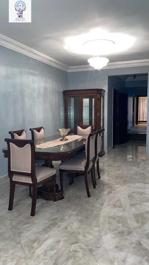 https://aqarmap.com.eg/ar/listing/5945332-for-rent-cairo-new-cairo-first-settlement-neighbourhood-7-el-shaheed-abdul-aziz-atef-st