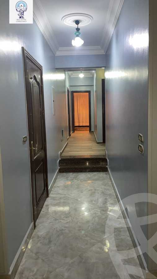 https://aqarmap.com.eg/ar/listing/5945332-for-rent-cairo-new-cairo-first-settlement-neighbourhood-7-el-shaheed-abdul-aziz-atef-st