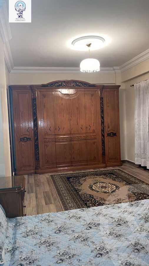 https://aqarmap.com.eg/ar/listing/5945332-for-rent-cairo-new-cairo-first-settlement-neighbourhood-7-el-shaheed-abdul-aziz-atef-st