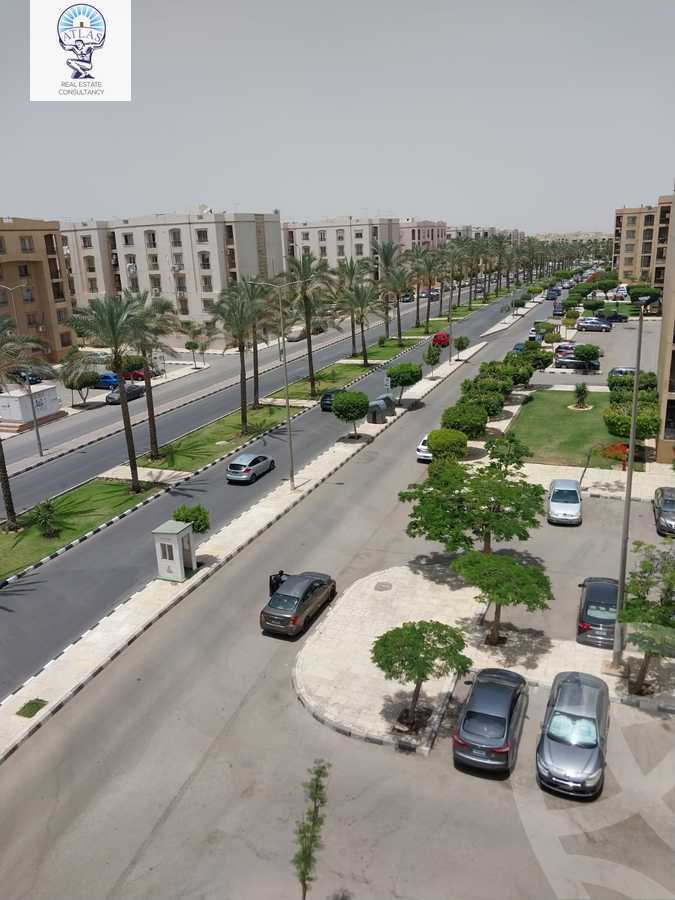 https://aqarmap.com.eg/en/listing/5954744-for-rent-cairo-new-cairo-lrhb-city-phase-1-ahmed-rami-st