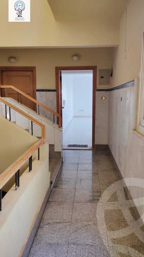 https://aqarmap.com.eg/en/listing/5954895-for-rent-cairo-new-cairo-compounds-madinet-el-sahafyeen