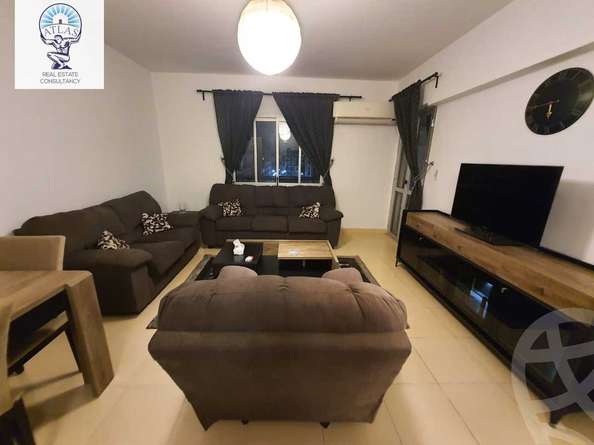 https://aqarmap.com.eg/ar/listing/5959273-for-rent-cairo-new-cairo-lrhb-city-phase-8