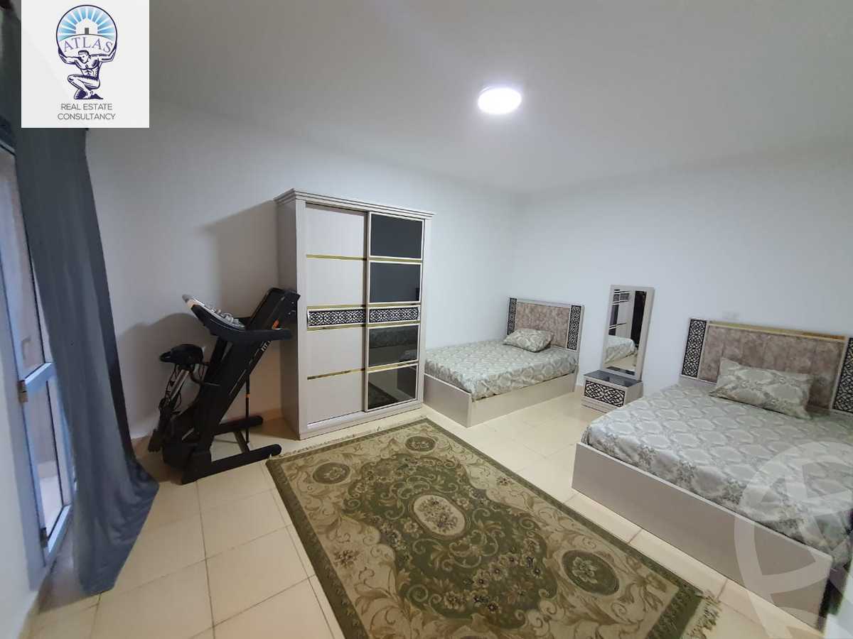 https://aqarmap.com.eg/ar/listing/5959273-for-rent-cairo-new-cairo-lrhb-city-phase-8