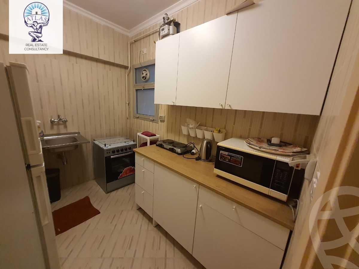 https://aqarmap.com.eg/ar/listing/5959273-for-rent-cairo-new-cairo-lrhb-city-phase-8