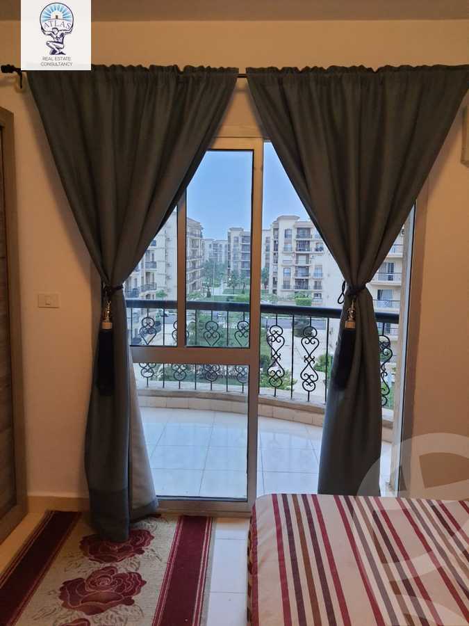 https://aqarmap.com.eg/ar/listing/5959273-for-rent-cairo-new-cairo-lrhb-city-phase-8