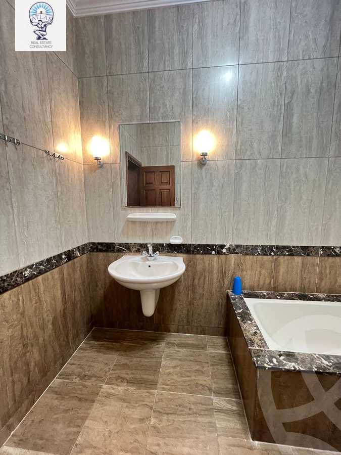https://aqarmap.com.eg/en/listing/5959281-for-rent-cairo-new-cairo-el-ahyaa-fifth-neighborhood-street-10