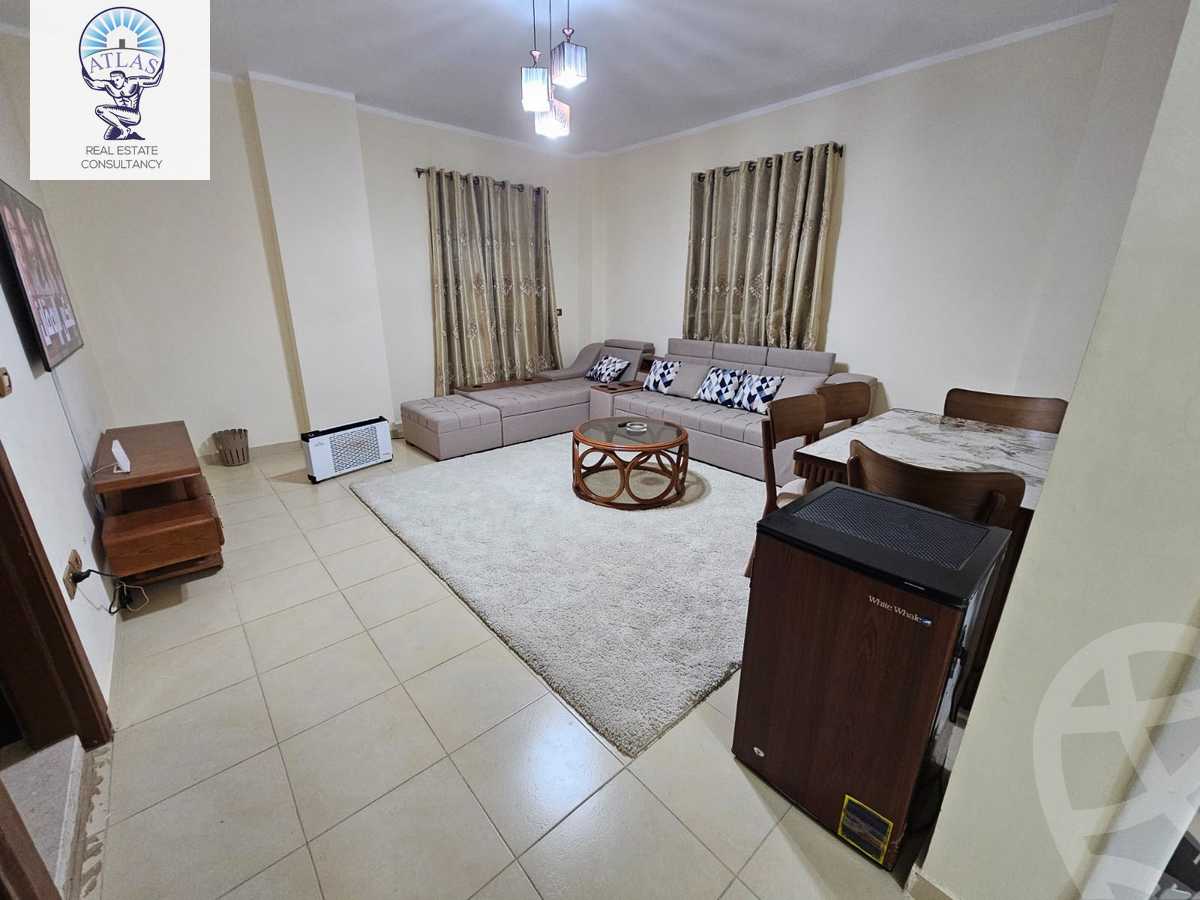 https://aqarmap.com.eg/en/listing/5959370-for-rent-cairo-new-cairo-compounds-el-mostashareen-compound