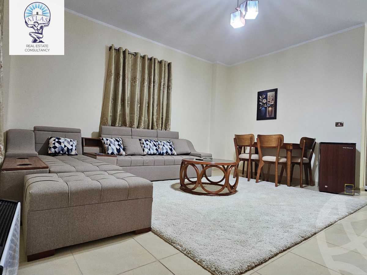 https://aqarmap.com.eg/en/listing/5959370-for-rent-cairo-new-cairo-compounds-el-mostashareen-compound