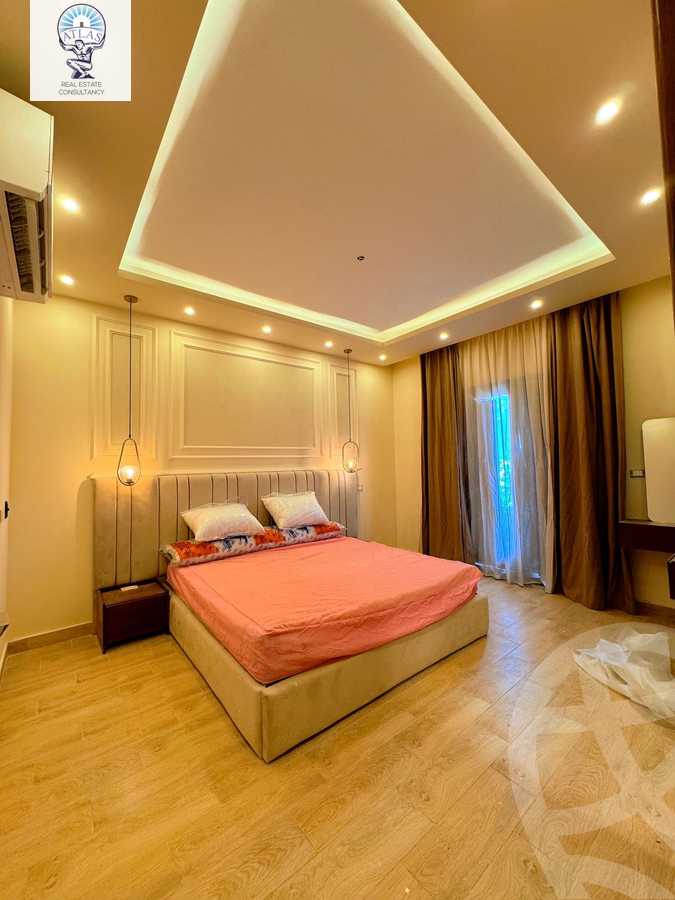 https://aqarmap.com.eg/en/listing/5980510-for-rent-cairo-new-cairo-compounds-hyde-park