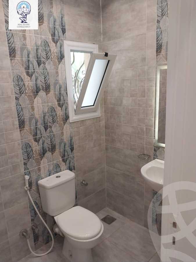 https://aqarmap.com.eg/en/listing/5981351-for-rent-cairo-new-cairo-lrhb-city-phase-1-ahmed-rami-st