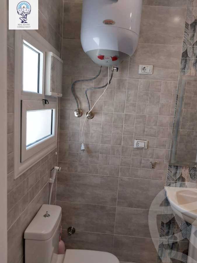 https://aqarmap.com.eg/en/listing/5981351-for-rent-cairo-new-cairo-lrhb-city-phase-1-ahmed-rami-st