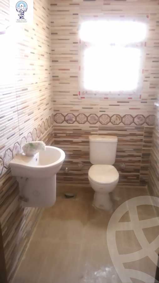 https://aqarmap.com.eg/ar/listing/6042431-for-rent-cairo-new-cairo-first-settlement-neighbourhood-5-el-shaheed-islam-raafat-st