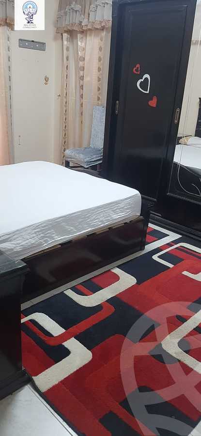 https://aqarmap.com.eg/en/listing/6042519-for-rent-cairo-new-cairo-compounds-madinet-el-sahafyeen