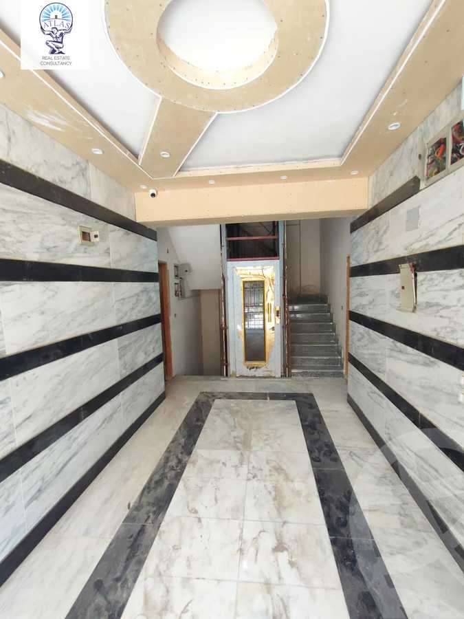 https://aqarmap.com.eg/en/listing/6043053-for-sale-cairo-new-cairo-compounds-el-mostashareen-compound