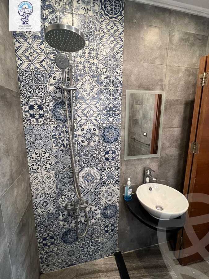https://aqarmap.com.eg/en/listing/6043088-for-sale-cairo-new-cairo-compounds-zizinia-city