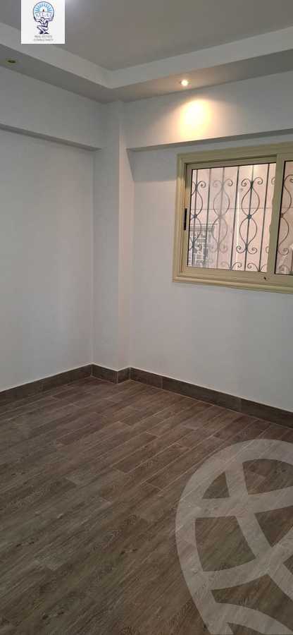 https://aqarmap.com.eg/en/listing/6048796-for-rent-cairo-new-cairo-el-yassamin-el-yasmeen-7-rahim-square