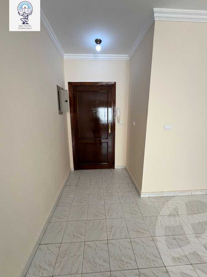 https://aqarmap.com.eg/en/listing/6051545-for-rent-cairo-new-cairo-lrhb-city-phase-1
