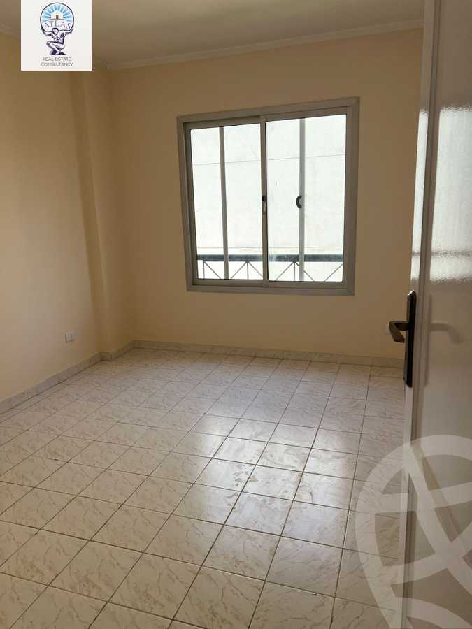 https://aqarmap.com.eg/en/listing/6051545-for-rent-cairo-new-cairo-lrhb-city-phase-1