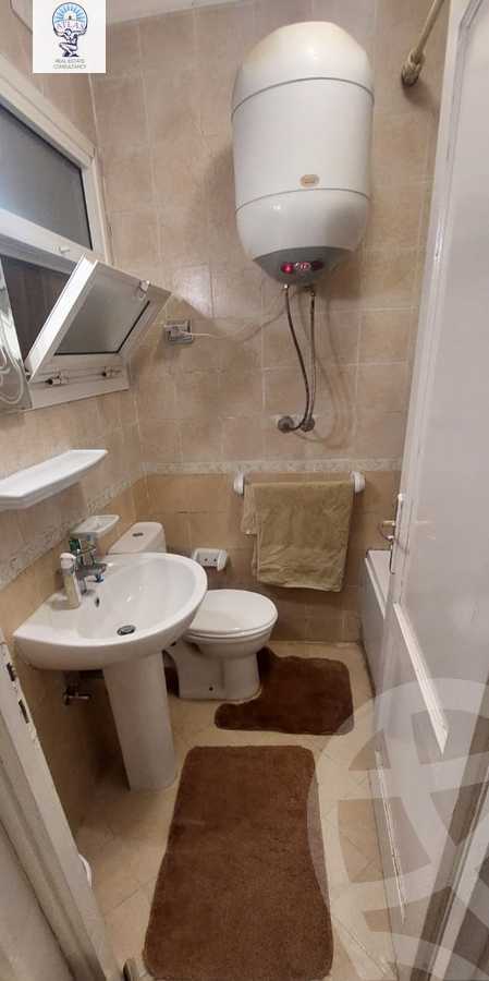 https://aqarmap.com.eg/en/listing/6065804-for-rent-cairo-new-cairo-lrhb-city-phase-1-ahmed-rami-st