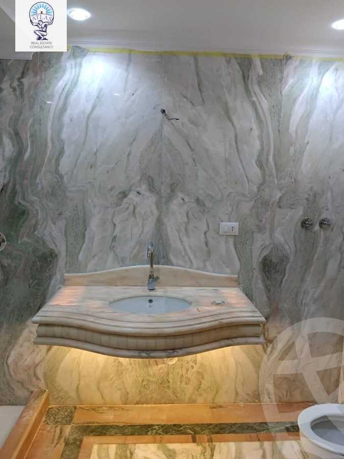 https://aqarmap.com.eg/en/listing/6067041-for-rent-cairo-new-cairo-compounds-grand-caesar-thiqa