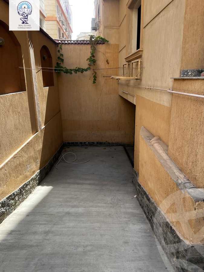 https://aqarmap.com.eg/en/listing/6084403-for-sale-cairo-new-cairo-el-banafsg-el-banafsag-omarat-al-gabri-st