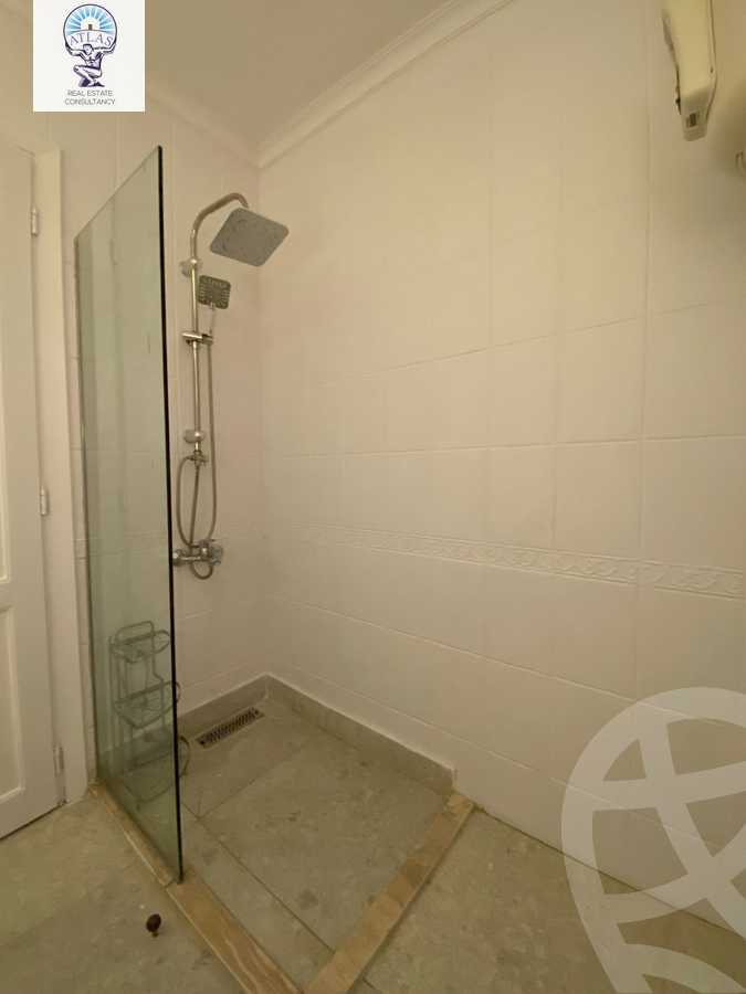 https://aqarmap.com.eg/en/listing/6098968-for-rent-cairo-new-cairo-lrhb-city-phase-5-talaat-mostafa-st