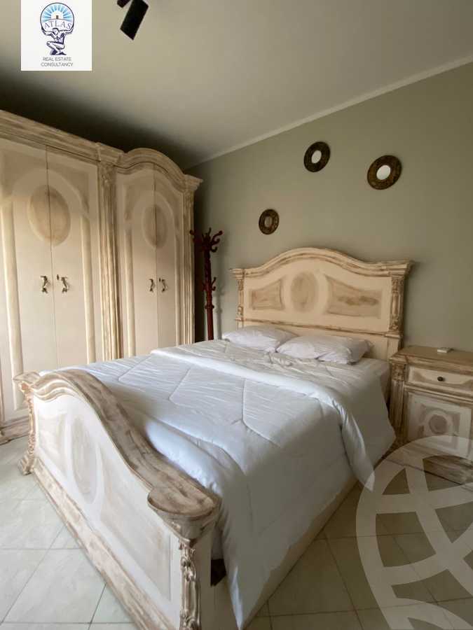https://aqarmap.com.eg/en/listing/6098968-for-rent-cairo-new-cairo-lrhb-city-phase-5-talaat-mostafa-st