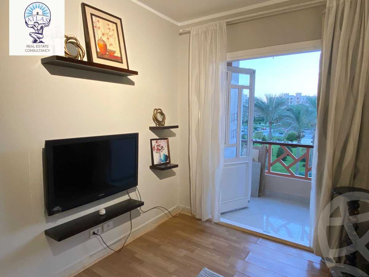 https://aqarmap.com.eg/en/listing/6098968-for-rent-cairo-new-cairo-lrhb-city-phase-5-talaat-mostafa-st