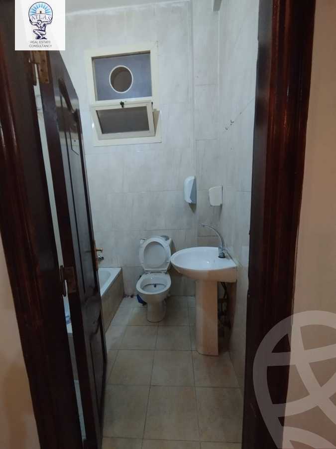 https://aqarmap.com.eg/en/listing/6099136-for-rent-cairo-new-cairo-el-ahyaa-first-neighborhood-street-1