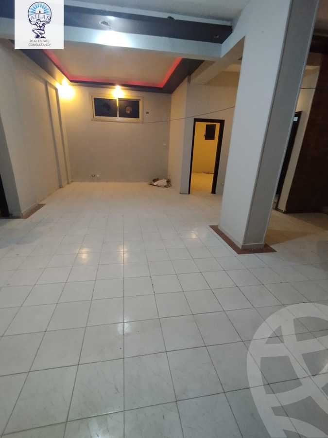 https://aqarmap.com.eg/en/listing/6099136-for-rent-cairo-new-cairo-el-ahyaa-first-neighborhood-street-1