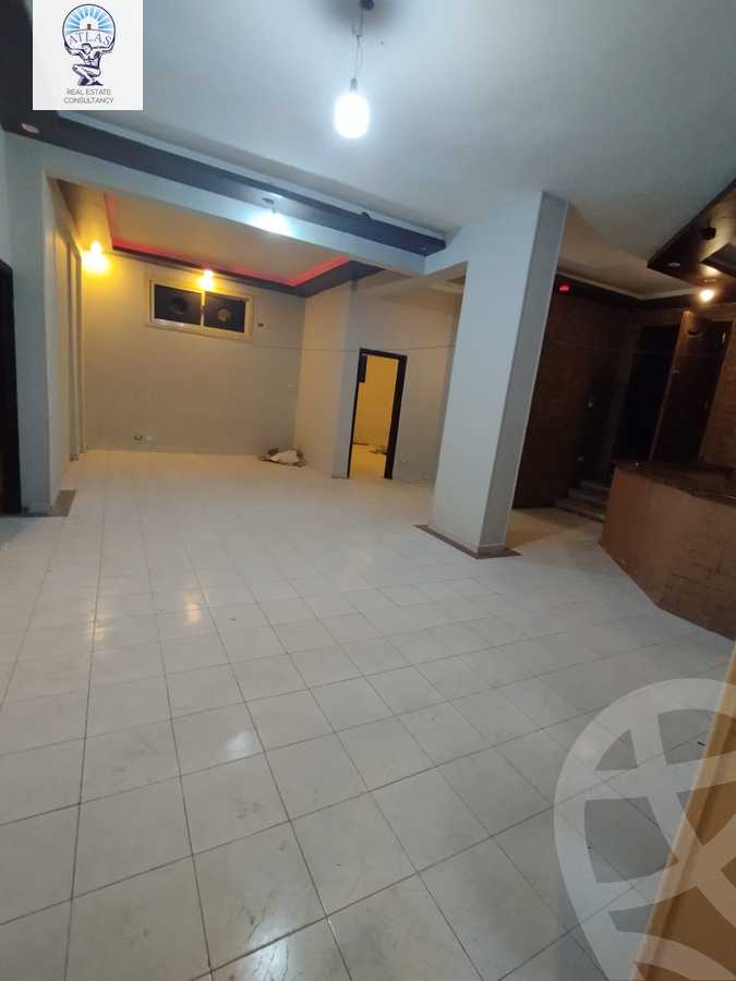 https://aqarmap.com.eg/en/listing/6099136-for-rent-cairo-new-cairo-el-ahyaa-first-neighborhood-street-1