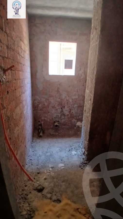 https://aqarmap.com.eg/en/listing/6109406-for-sale-cairo-new-cairo-ganob-el-akadamiya-south-academy-d-khaled-ibn-el-waleed-st