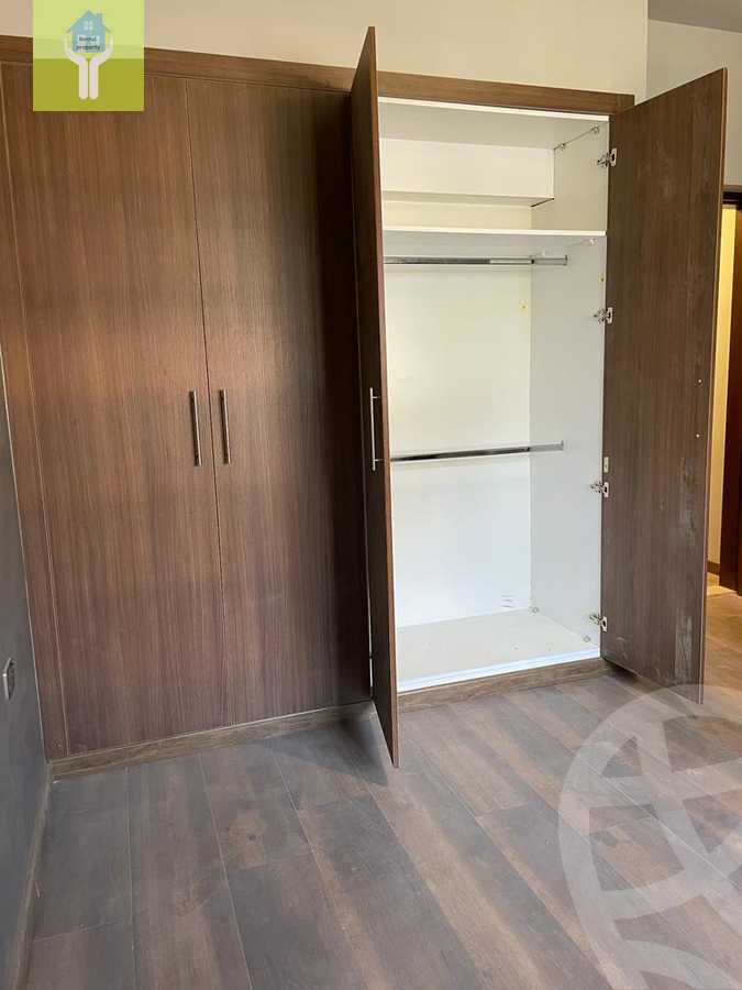 https://aqarmap.com.eg/ar/listing/3636277-for-rent-cairo-el-sheikh-zayed-city-compounds-in-sheikh-zayed-beverly-hills