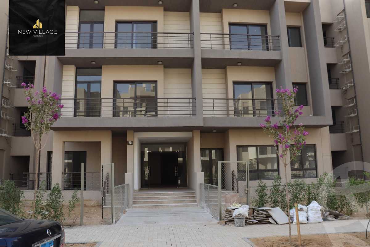 https://aqarmap.com.eg/en/listing/4140329-for-sale-cairo-new-cairo-compounds-fyfth-skwyr-mwl-lmrsm-llttwyr