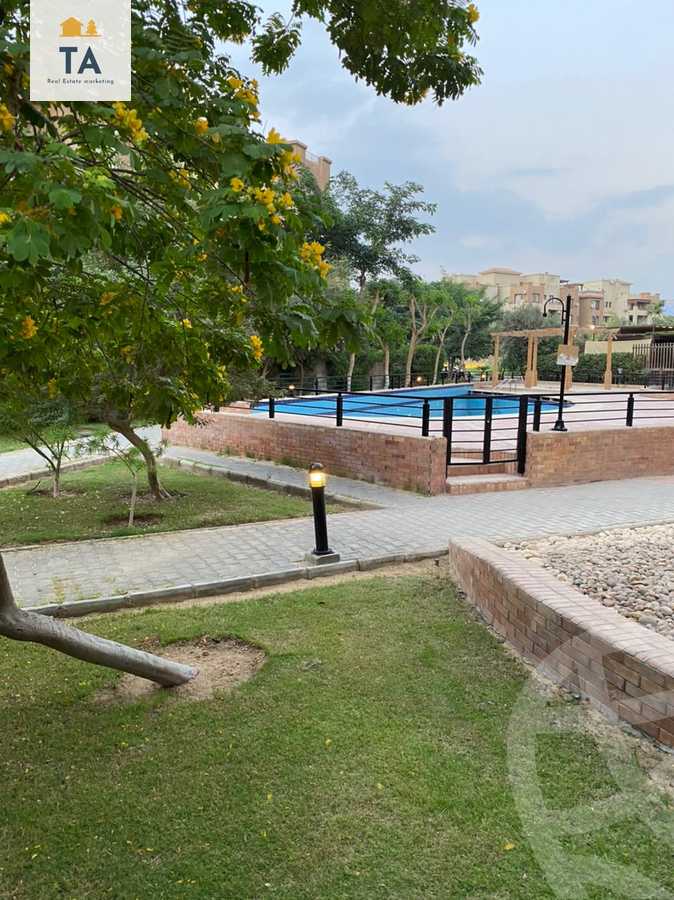 https://aqarmap.com.eg/ar/listing/3740824-for-sale-cairo-el-sheikh-zayed-city-compounds-in-sheikh-zayed-beverly-hills
