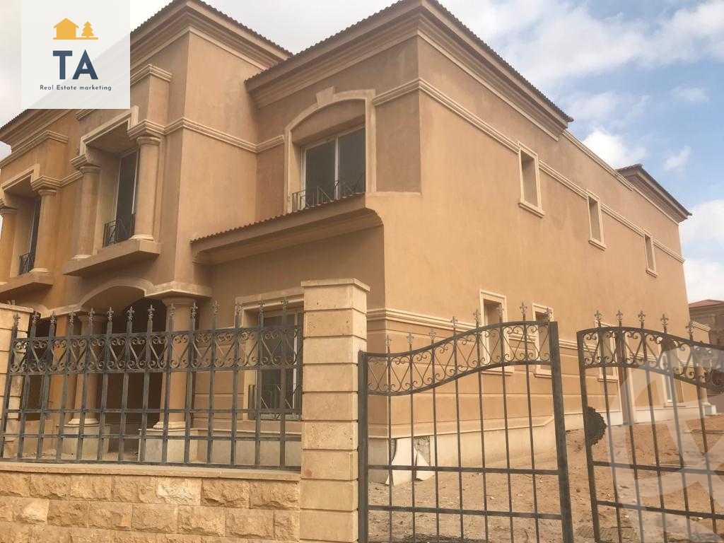 https://aqarmap.com.eg/ar/listing/3892876-for-sale-cairo-el-sheikh-zayed-city-compounds-in-sheikh-zayed-royal-meadows