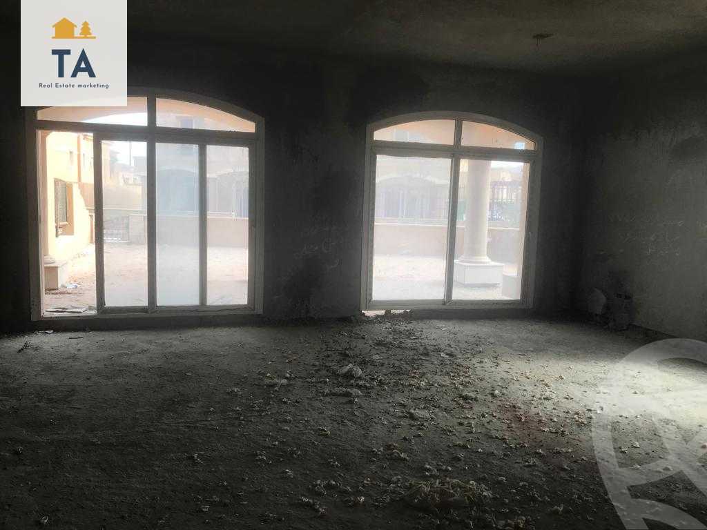 https://aqarmap.com.eg/ar/listing/3892876-for-sale-cairo-el-sheikh-zayed-city-compounds-in-sheikh-zayed-royal-meadows