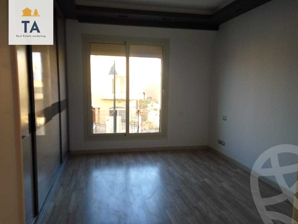 https://aqarmap.com.eg/ar/listing/3905104-for-sale-cairo-el-sheikh-zayed-city-compounds-in-sheikh-zayed-royal-meadows