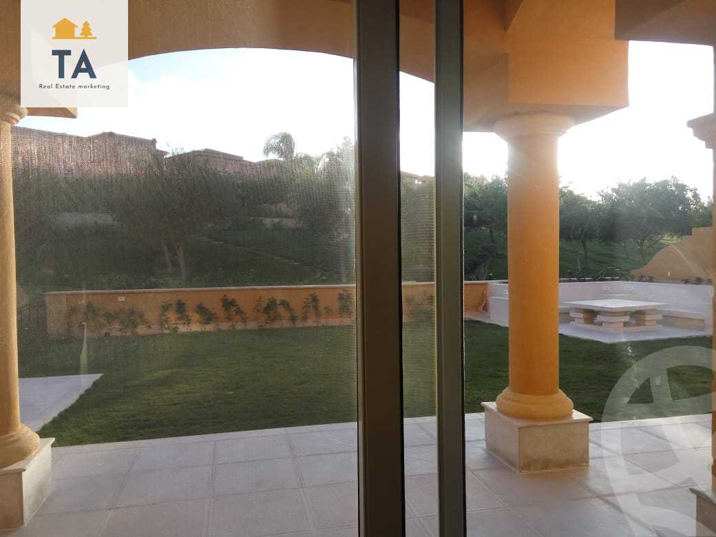 https://aqarmap.com.eg/ar/listing/3905104-for-sale-cairo-el-sheikh-zayed-city-compounds-in-sheikh-zayed-royal-meadows