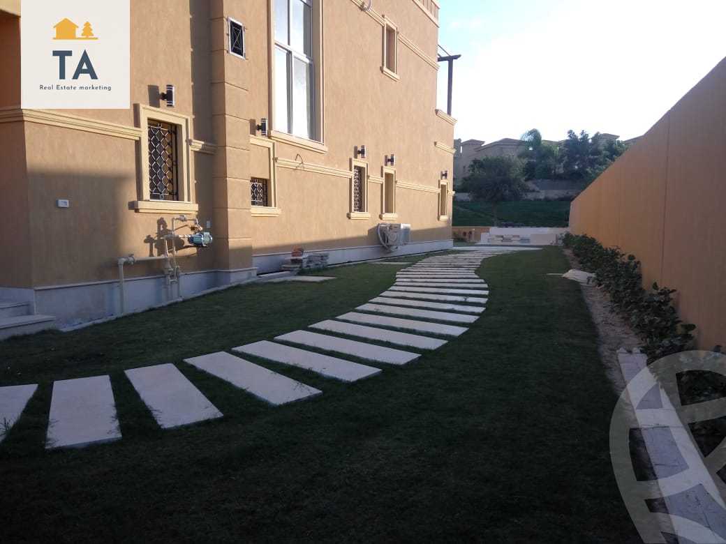 https://aqarmap.com.eg/ar/listing/3905104-for-sale-cairo-el-sheikh-zayed-city-compounds-in-sheikh-zayed-royal-meadows