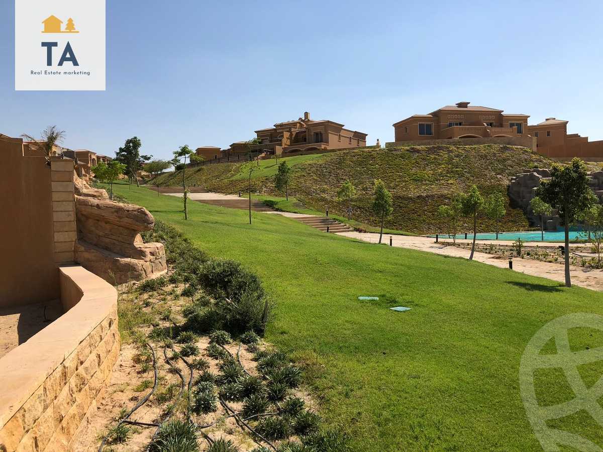 https://aqarmap.com.eg/ar/listing/3949901-for-sale-cairo-el-sheikh-zayed-city-compounds-in-sheikh-zayed-royal-meadows