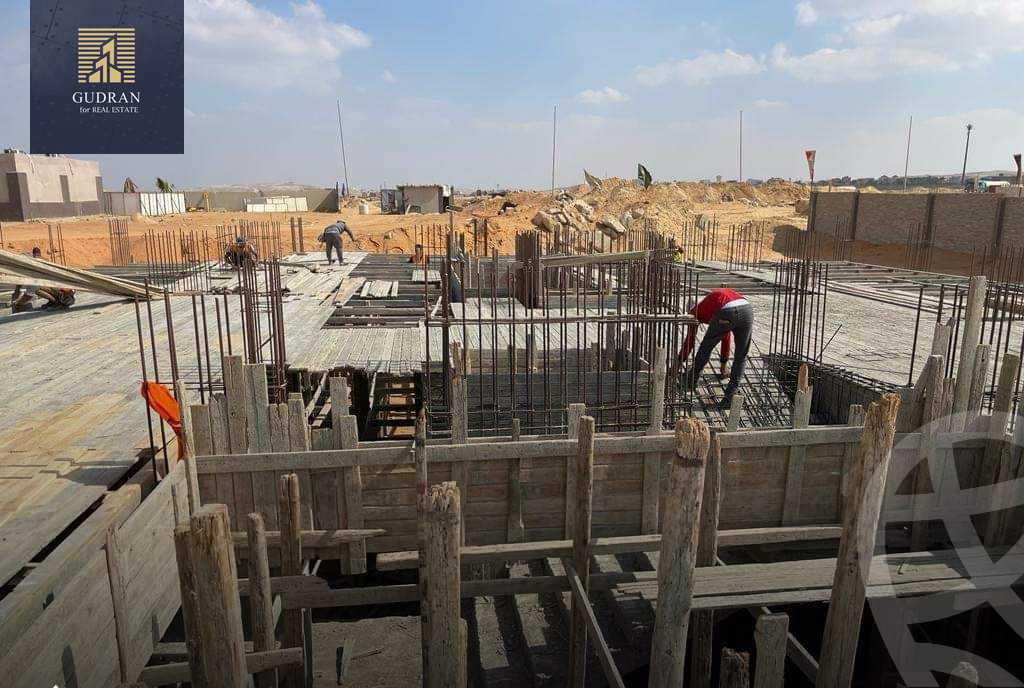 https://aqarmap.com.eg/en/listing/4010812-for-sale-cairo-el-sheikh-zayed-city-compounds-in-sheikh-zayed-genova