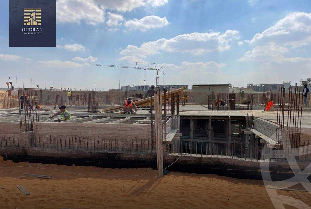 https://aqarmap.com.eg/en/listing/4033716-for-sale-cairo-el-sheikh-zayed-city-compounds-in-sheikh-zayed-genova