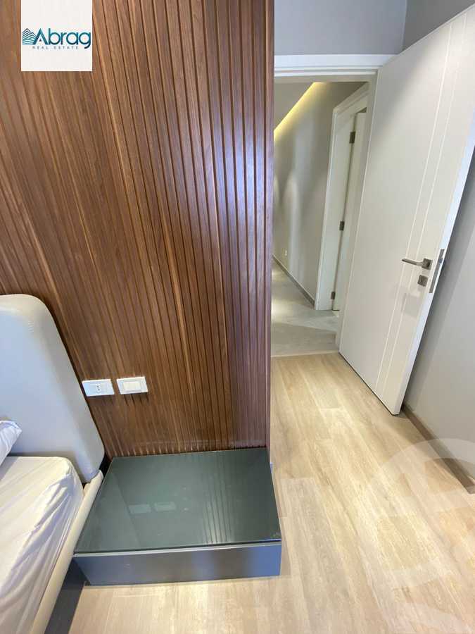https://aqarmap.com.eg/ar/listing/3883971-for-sale-cairo-el-sheikh-zayed-city-compounds-kmbwnd-fyldj-wyst-dr-llttwyr