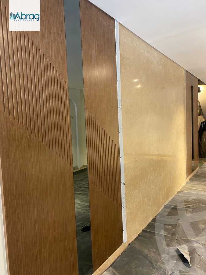 https://aqarmap.com.eg/ar/listing/3883971-for-sale-cairo-el-sheikh-zayed-city-compounds-kmbwnd-fyldj-wyst-dr-llttwyr