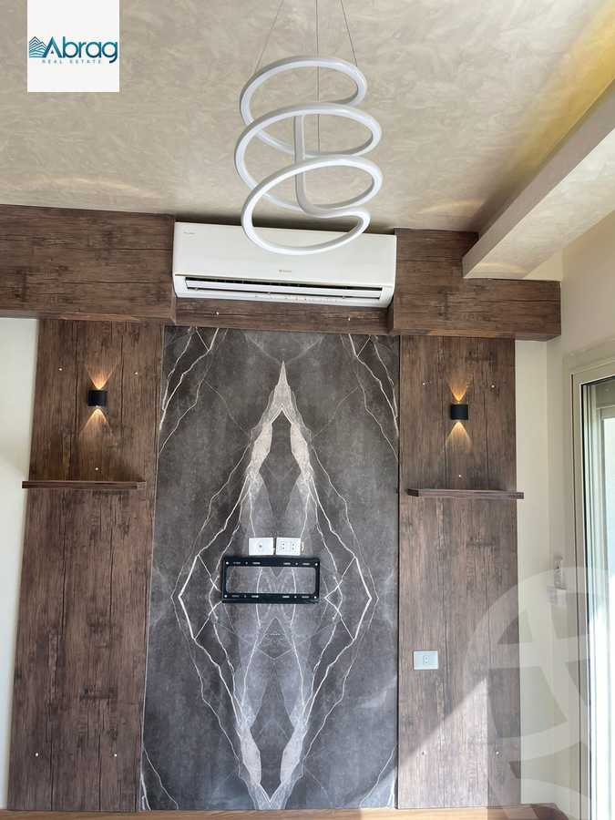 https://aqarmap.com.eg/ar/listing/3977321-for-rent-cairo-el-sheikh-zayed-city-compounds-dh-drys
