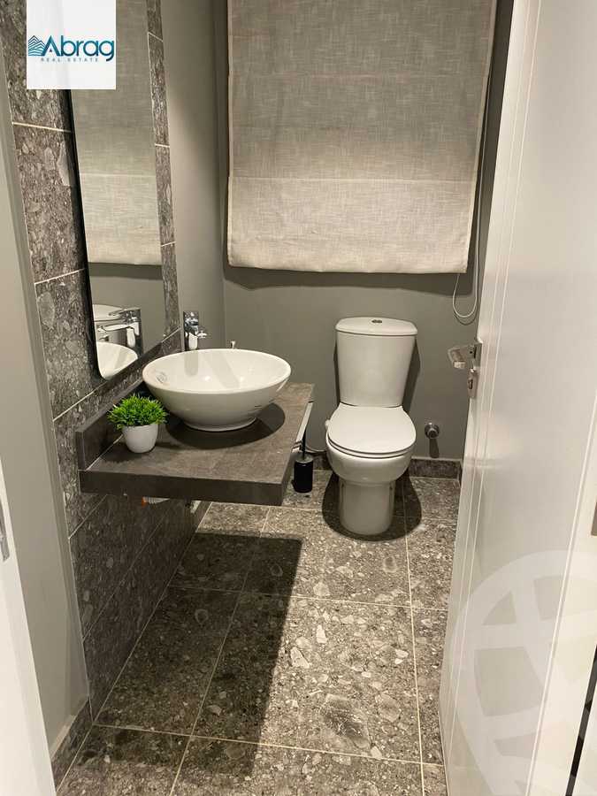 https://aqarmap.com.eg/ar/listing/3994263-for-sale-cairo-el-sheikh-zayed-city-compounds-kmbwnd-fyldj-wyst-dr-llttwyr