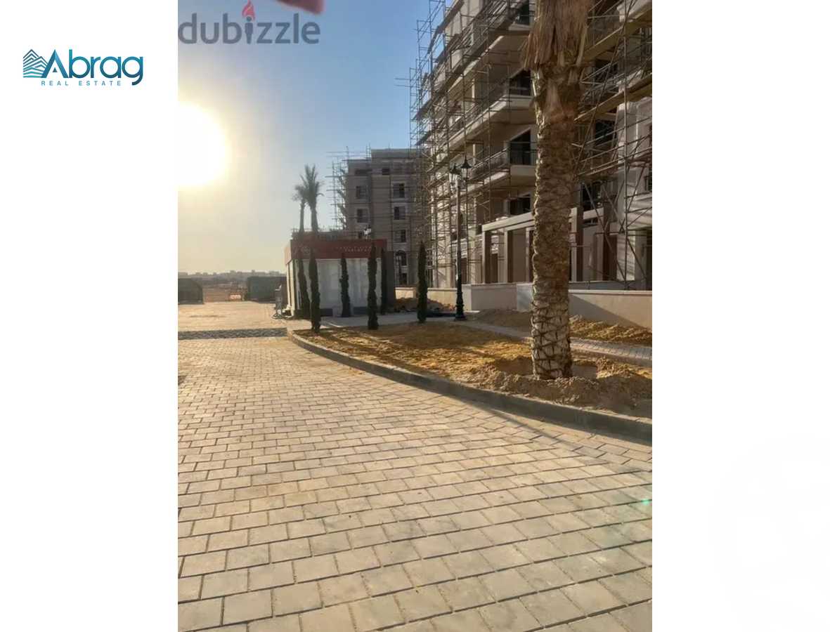 https://aqarmap.com.eg/en/listing/4263474-for-sale-cairo-el-sheikh-zayed-city-compounds-kmbwnd-fyldj-wyst-dr-llttwyr