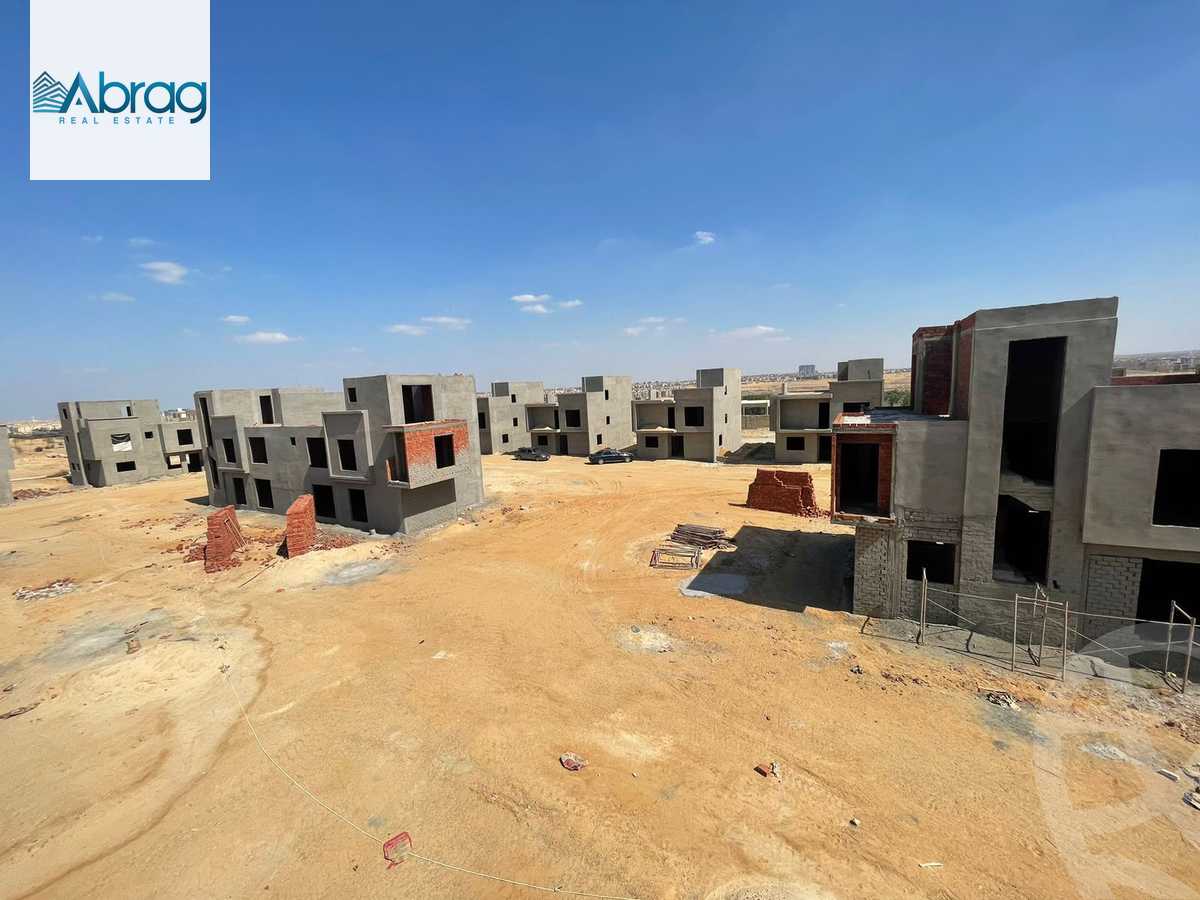 https://aqarmap.com.eg/ar/listing/5007876-for-sale-cairo-el-sheikh-zayed-city-lshykh-zyd-ljdyd-park-valley-royal-compound-efid