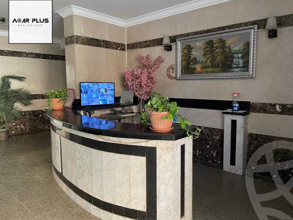 https://aqarmap.com.eg/en/listing/4331636-for-sale-cairo-mokattam-compounds-kmbwnd-bnwrm-ljbl-lkhdr